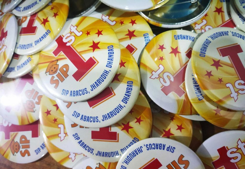 customized-button-badges-india